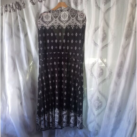 Ember dress Beach Tunic size XL ( box CV ) - Picture 2 of 3